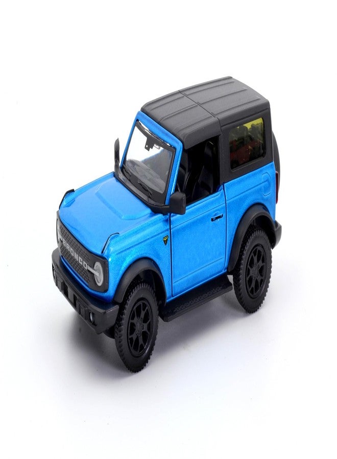 آر إم زد سيتي سيارة لعبة فورد برونكو باد لاندز 2023 ذات السقف الصلب من آر إم زد سيتي، مصنوعة من المعدن المصبوب، مقاس 5 بوصات، بمقياس 1:36 | سيارة مرخصة قابلة للتحصيل مع أبواب قابلة للفتح وآلية سحب للخلف | سلسلة عالمية لعشاق السيارات | أزرق - Image 1